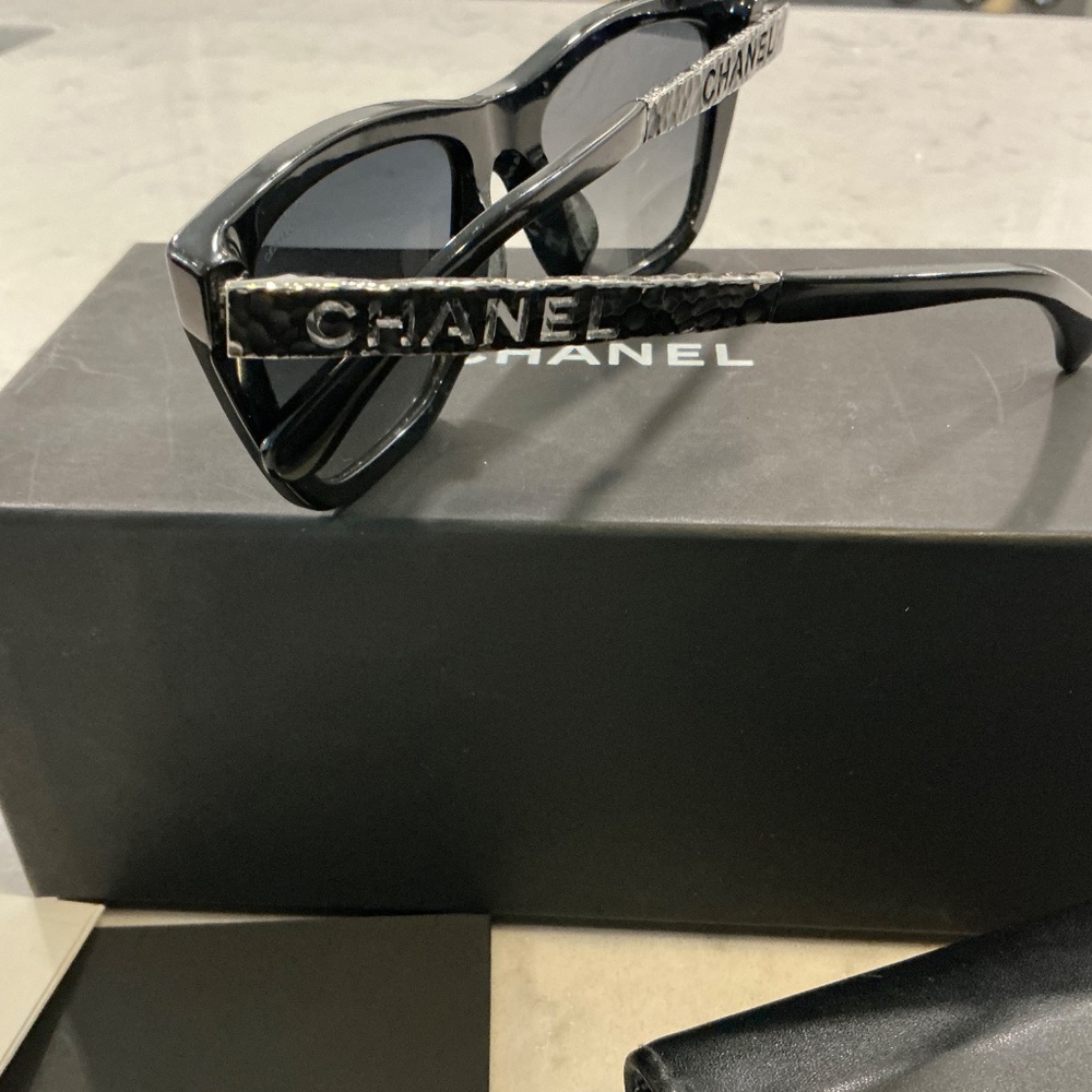 Black Chanel Sunglasses 5442-A with Chanel on Arm - Picture 2 of 3